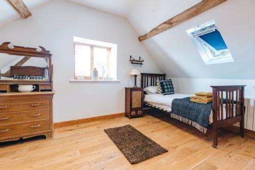 Ryton Grange Church Barn Sleeps 5 ชรูว์สเบอรี ภายนอก รูปภาพ